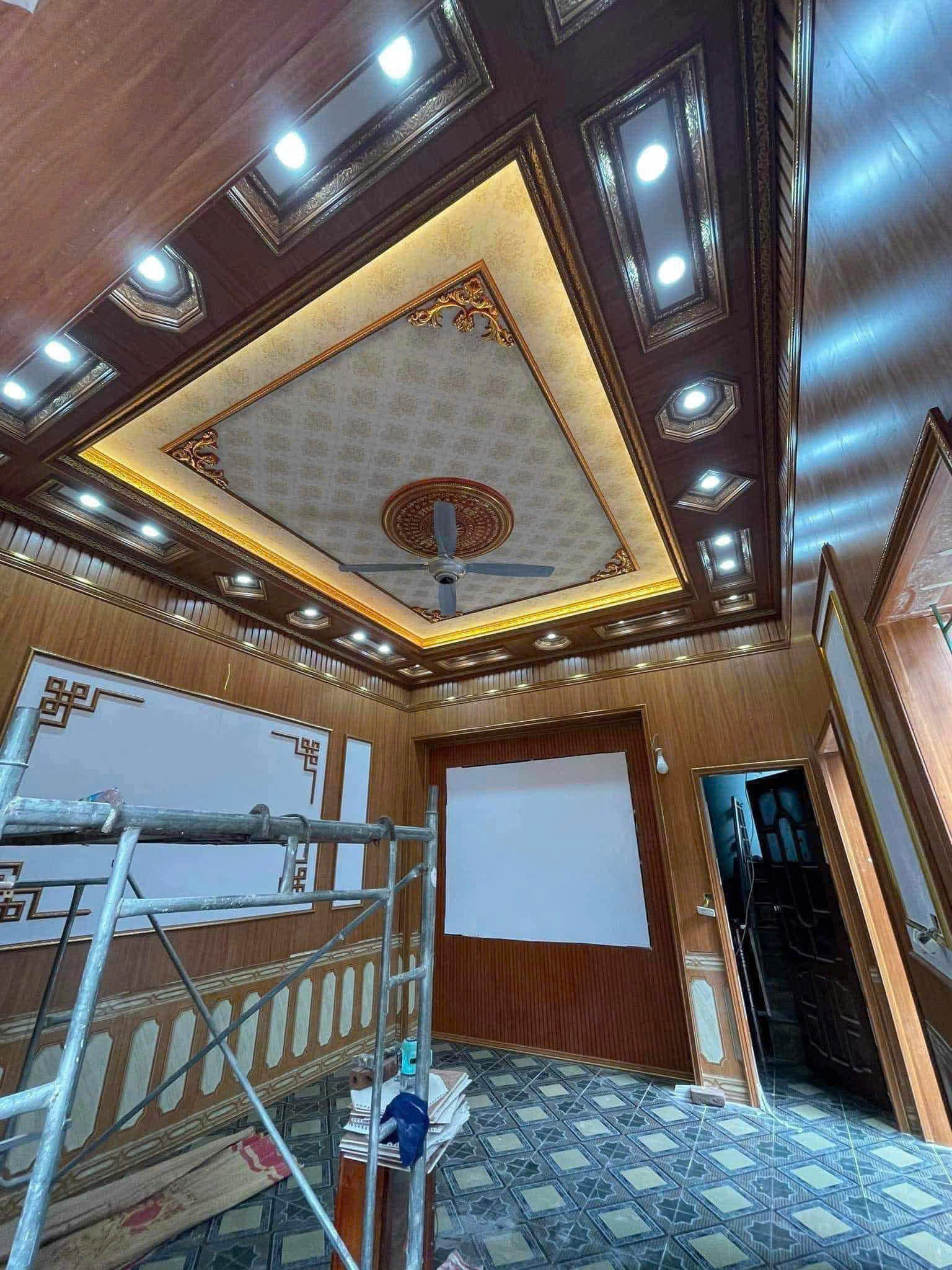 Báo Giá Thi Công Trần Nhựa Nano Trọn Gói 2026 | Phúc Decor Phúc Decor